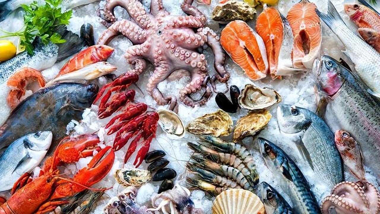 破除飲食迷思 雞鴨魚肉并非癌癥“禁區”，真正需警惕的是這三類水產品